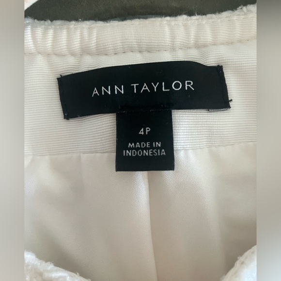 Ann Taylor Women's Lady Jacket - Picture 9 of 9